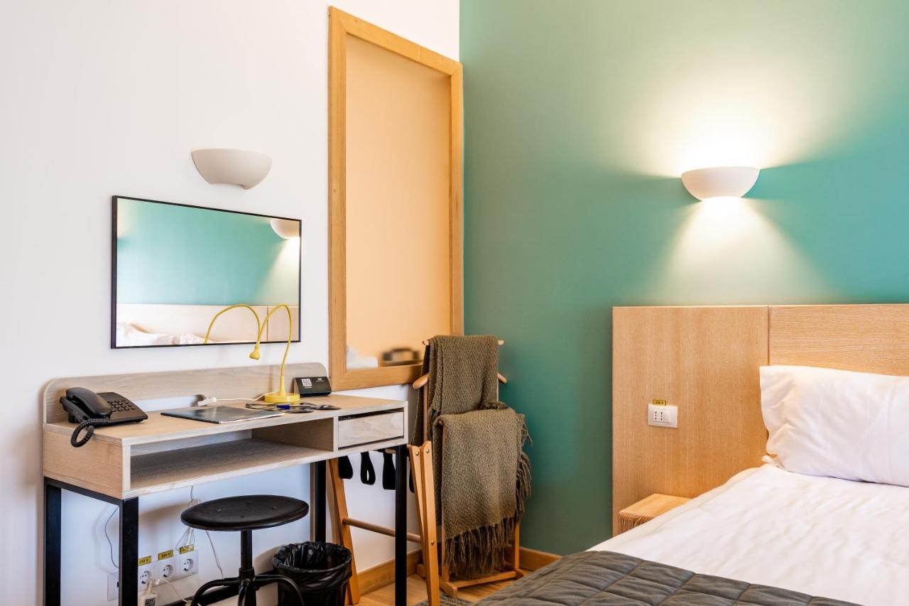 Hotel Cuibul De Lemn Rîşnov Esterno foto